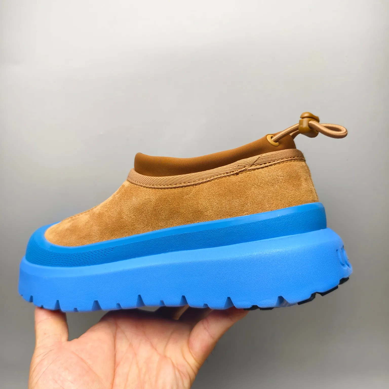 💰520 UGG sheepskin all-in-one snow boots 4096 slip-on casual trendy Wang Yibo men's and women's shoes Color: white red black blue yellow light gray dark gray green Matching sizes: 35-45